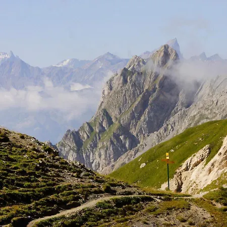 Arcelle 308 By Interhome * Val Thorens